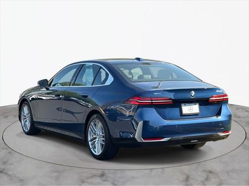 2024 BMW 530 i xDrive