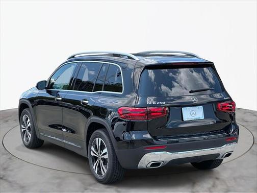 2025 Mercedes-Benz GLB 250 4MATIC
