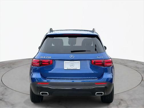 2025 Mercedes-Benz GLB 250 4MATIC