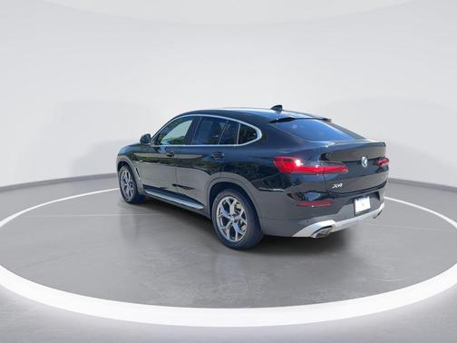 2023 BMW X4 xDrive30i