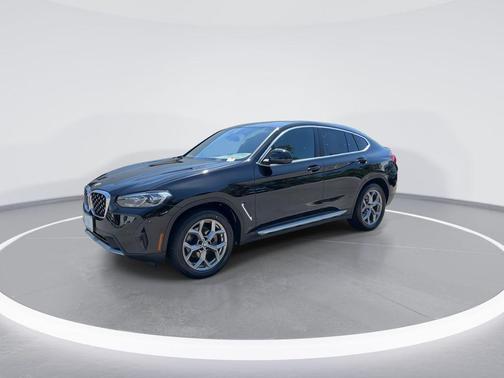2023 BMW X4 xDrive30i