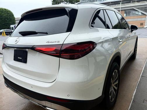 Polar White 2025 Mercedes-Benz GLC 300 4MATIC