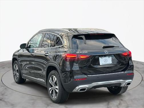 2025 Mercedes-Benz GLA 250 4MATIC