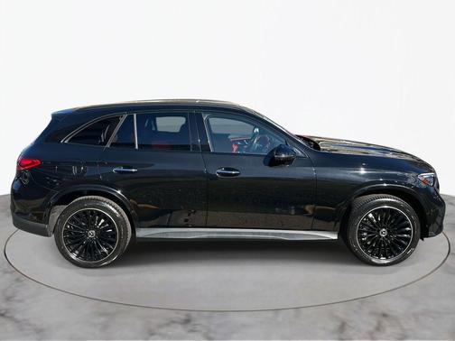 2024 Mercedes-Benz GLC 300 4MATIC
