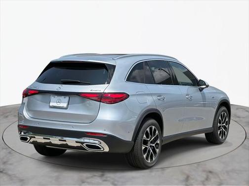 2025 Mercedes-Benz GLC 350e Base