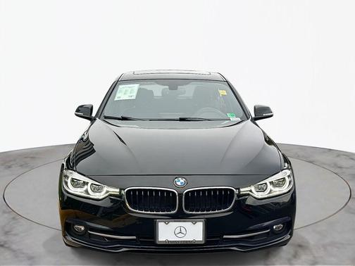 2018 BMW 330 xDrive
