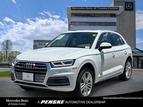Glacier White 2019 Audi Q5 2.0T Premium Plus