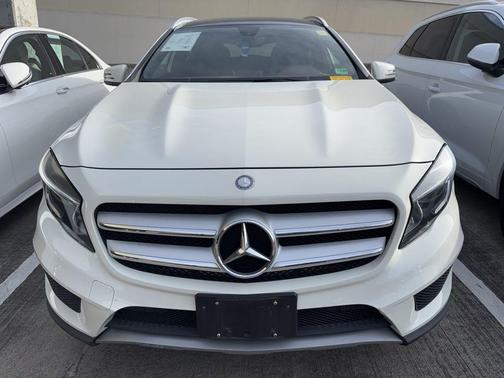 2015 Mercedes-Benz GLA-Class 4MATIC