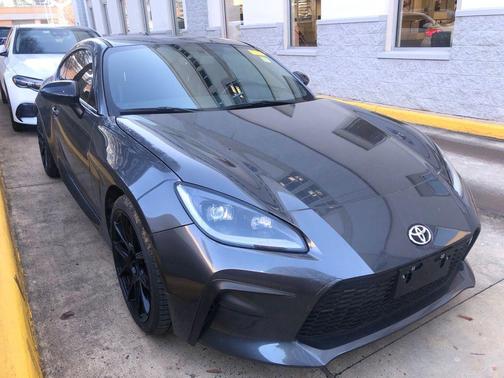 2023 Toyota GR86 Premium