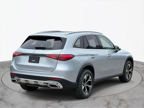 2025 Mercedes-Benz GLC 350e Base