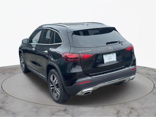 2025 Mercedes-Benz GLA 250 4MATIC