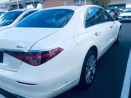 2022 Mercedes-Benz S-Class 4MATIC