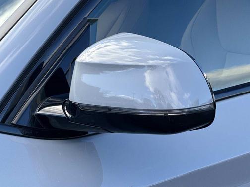 2022 BMW X4 xDrive30i