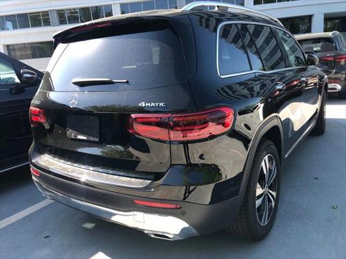2025 Mercedes-Benz GLB 250 4MATIC