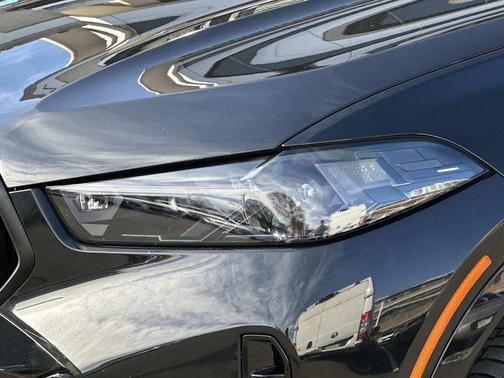 2024 BMW X6 xDrive40i