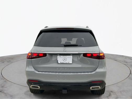 2025 Mercedes-Benz GLS 580 4MATIC