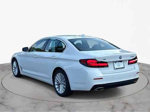 2022 BMW 530 i xDrive