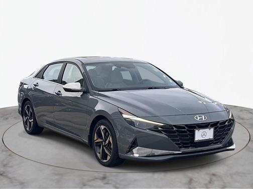 2022 Hyundai ELANTRA HEV Limited