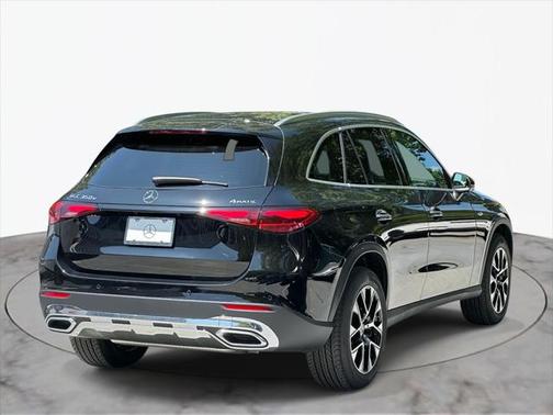 2025 Mercedes-Benz GLC 350e Base