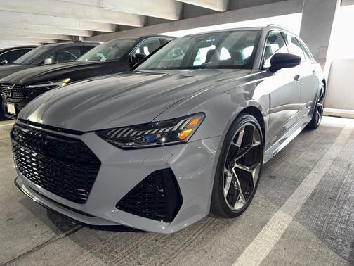 Black 2025 Audi RS 6 Avant 4.0T