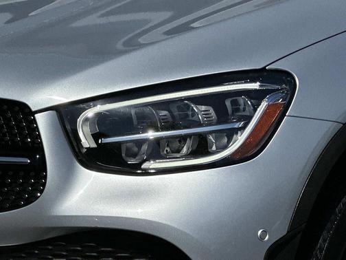 Cirrus Silver Metallic 2022 Mercedes-Benz GLC 300 4MATIC