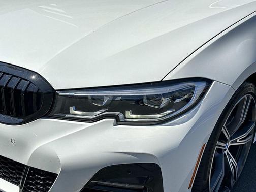 2022 BMW 330 xDrive