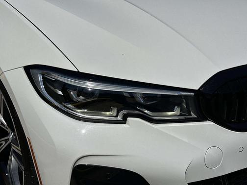 2022 BMW 330 xDrive