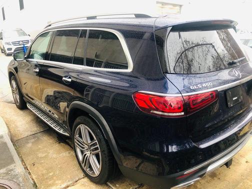 2022 Mercedes-Benz GLS 450 4MATIC
