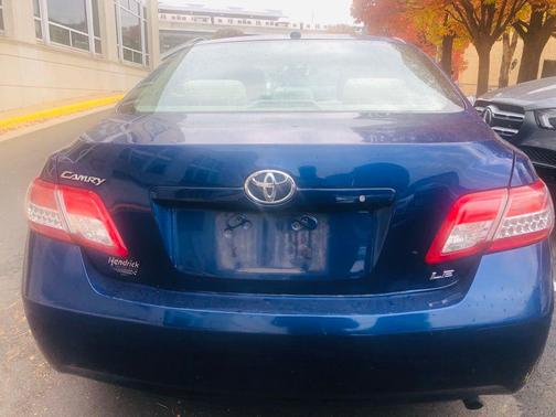 2010 Toyota Camry LE