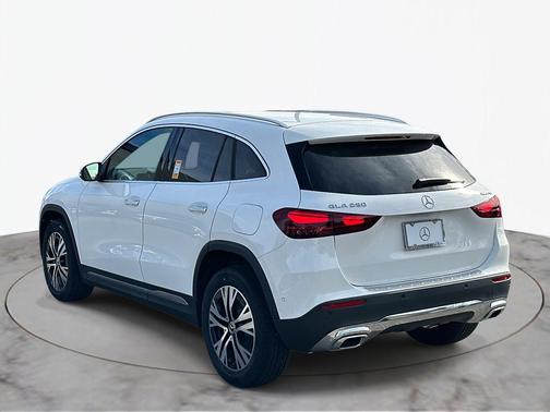2026 Mercedes-Benz GLA 250 4MATIC