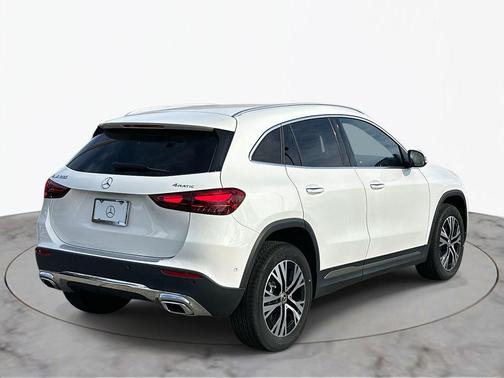 2026 Mercedes-Benz GLA 250 4MATIC