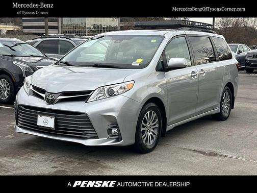 2020 Toyota Sienna XLE Premium
