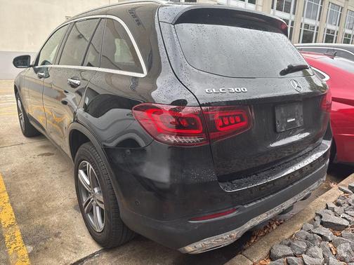 2022 Mercedes-Benz GLC 300 4MATIC