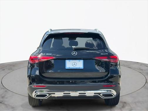 2025 Mercedes-Benz GLC 300 4MATIC