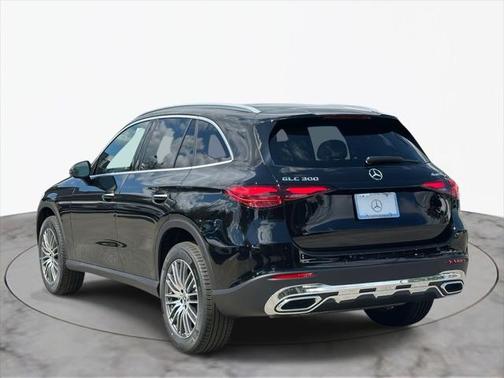 2025 Mercedes-Benz GLC 300 4MATIC