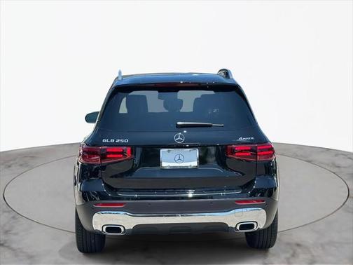2025 Mercedes-Benz GLB 250 4MATIC