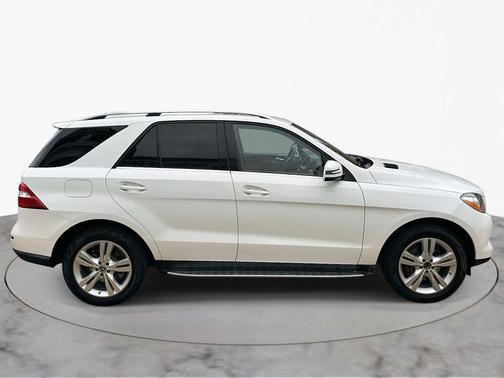 2015 Mercedes-Benz M-Class 4MATIC