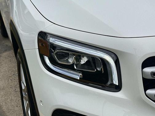 2023 Mercedes-Benz GLB 250 4MATIC