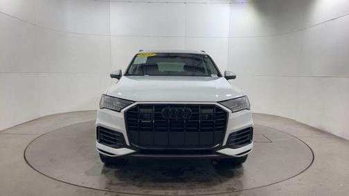2023 Audi Q7 55 Premium Plus