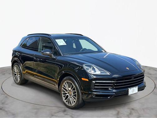 2023 Porsche Cayenne Base