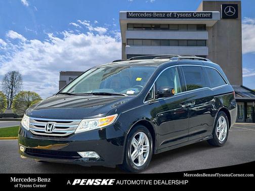 Crystal Black Pearl 2013 Honda Odyssey Touring