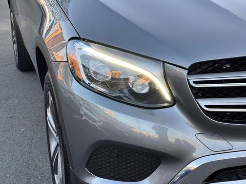 2019 Mercedes-Benz GLC 300 4MATIC