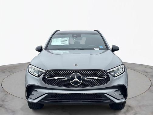 2026 Mercedes-Benz GLC 300 4MATIC