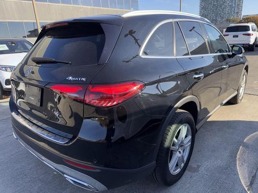 2023 Mercedes-Benz GLC 300 4MATIC