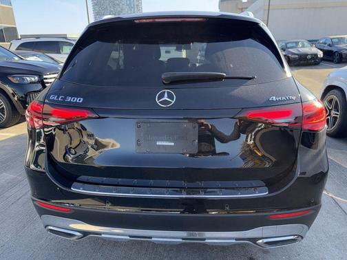 2023 Mercedes-Benz GLC 300 4MATIC