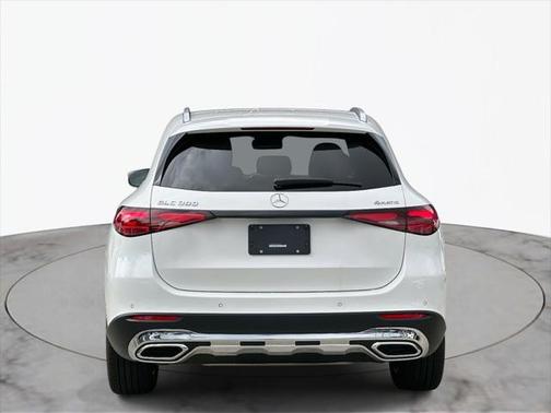 2025 Mercedes-Benz GLC 300 4MATIC
