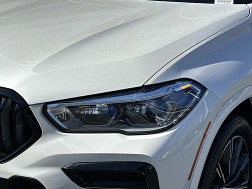 2023 BMW X6 xDrive40i