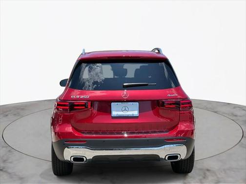 2025 Mercedes-Benz GLB 250 4MATIC
