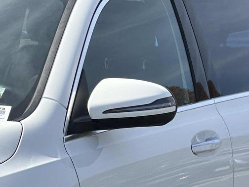 2022 Mercedes-Benz GLB 250 4MATIC