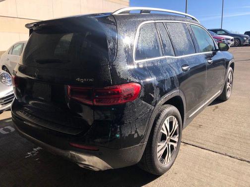 2025 Mercedes-Benz GLB 250 4MATIC